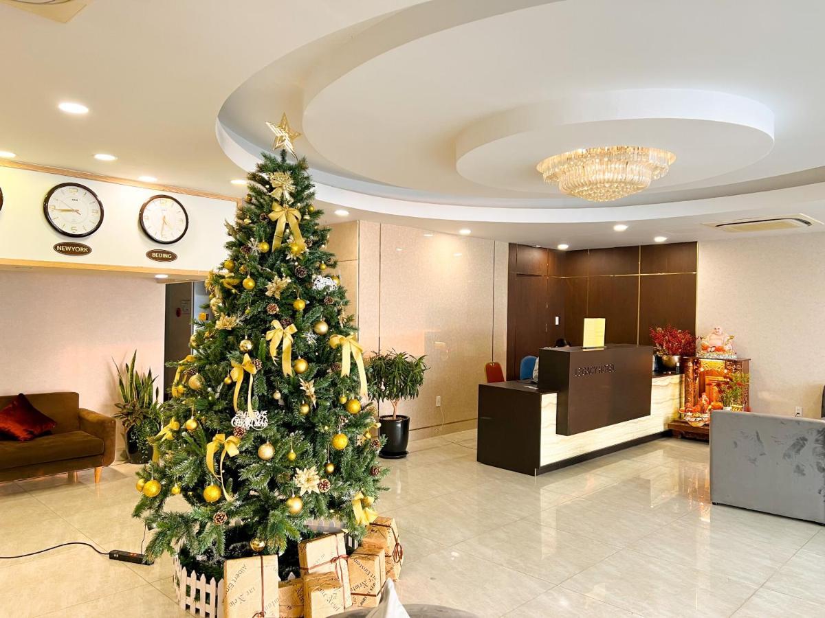 Legacy Riverside Da Nang Bagian luar foto