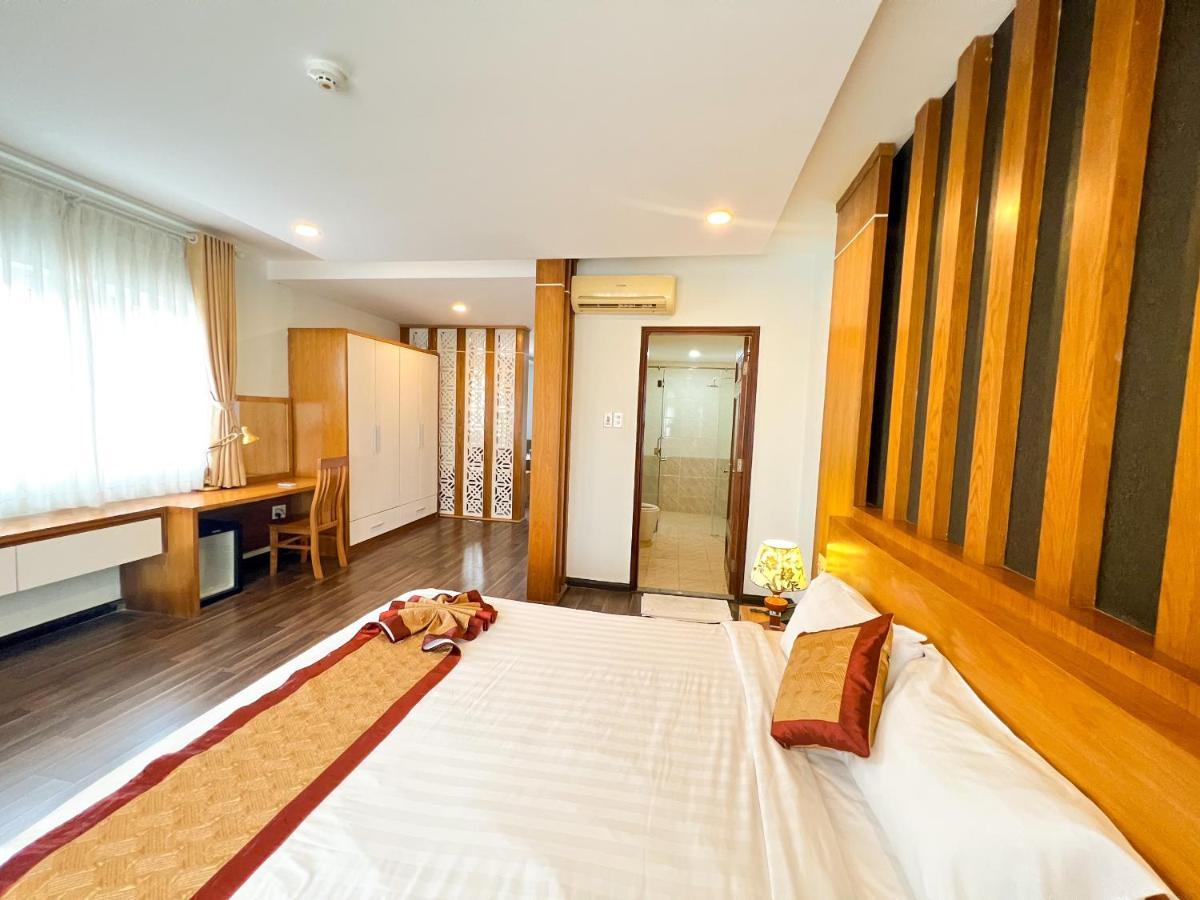 Legacy Riverside Da Nang Bagian luar foto