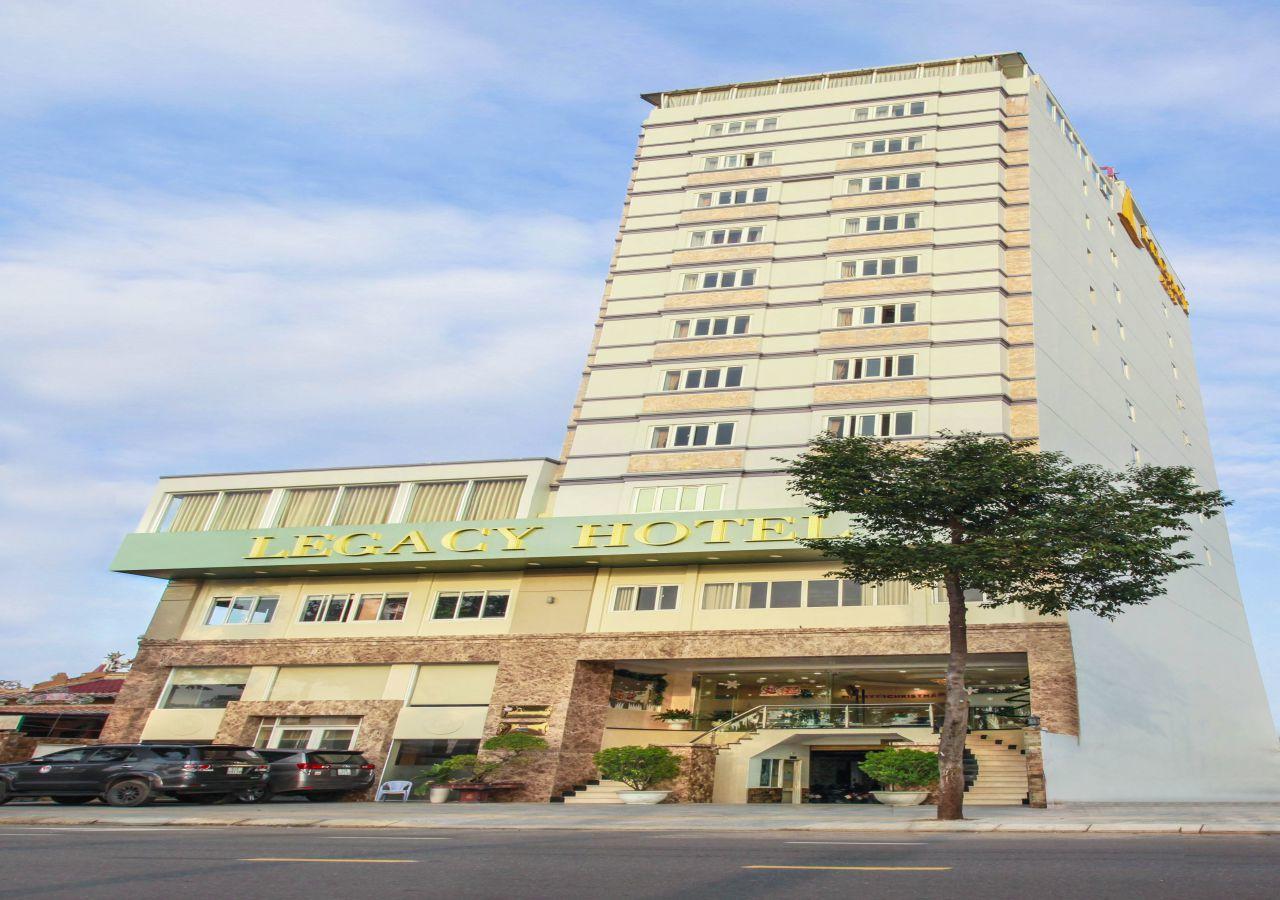 Legacy Riverside Da Nang Bagian luar foto