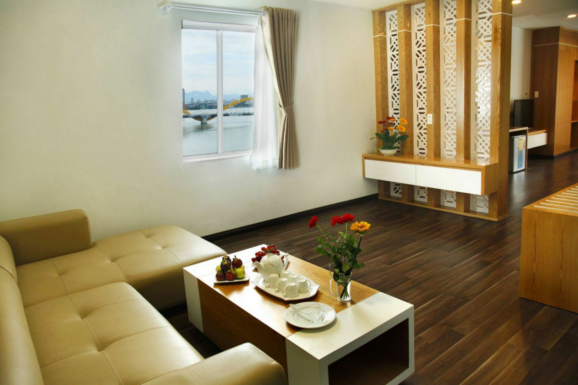 Legacy Riverside Da Nang Bagian luar foto