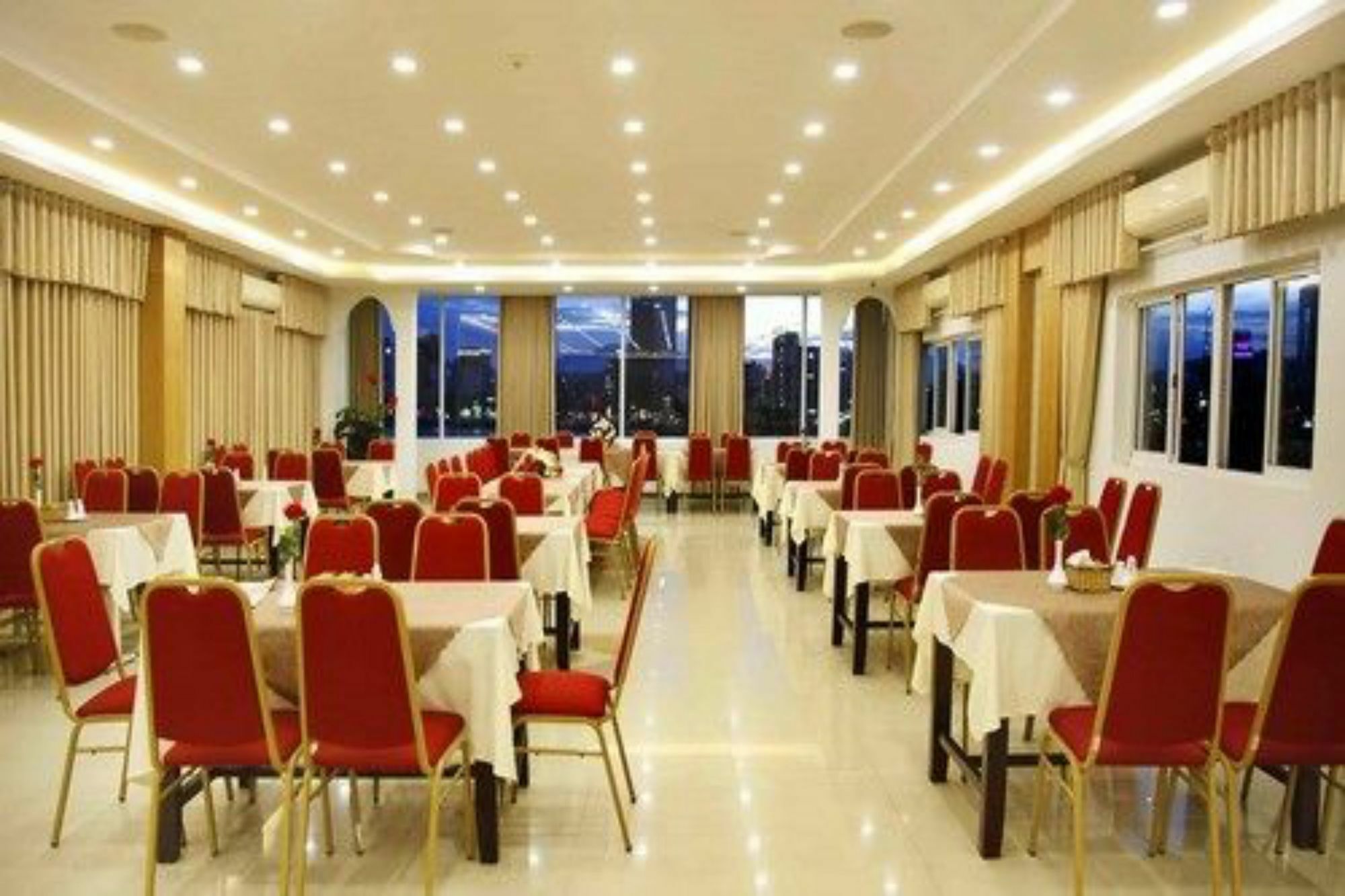 Legacy Hotel Da Nang Bagian luar foto